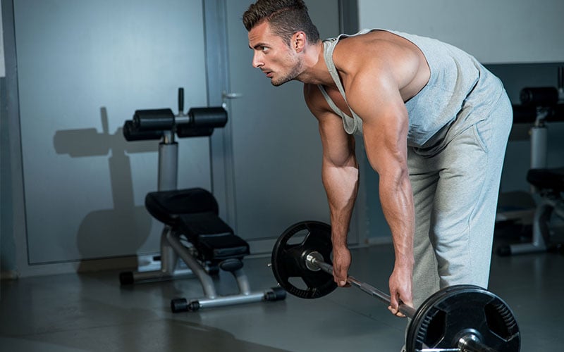Deadlifting with bad formm