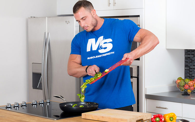 Keto Dieter eating more vegetables