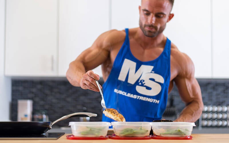Dymatize Athlete Brett Kahn Meal Prepping for a Successful Diet