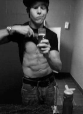 Matthew Braden abs