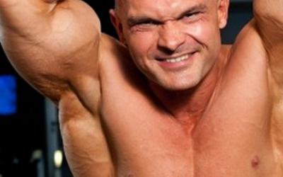 Ultimate Chest Training: Bigger Pecs In 16 Weeks