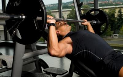 Which Is Better For Chest: Incline Or Flat Bench?