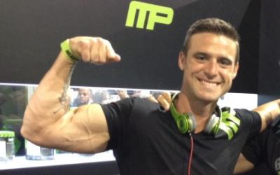 Build Bigger Biceps: Curls With A Twist