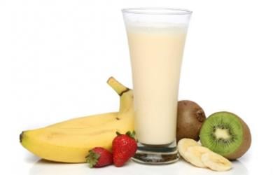Almond and Banana Breakfast Drink