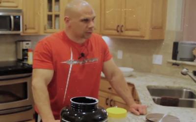 Muscle man cooking