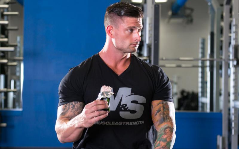 How to Lose Fat Without Losing Muscle