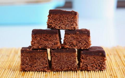 Chocolate And Peanut Butter Protein Bars Recipe